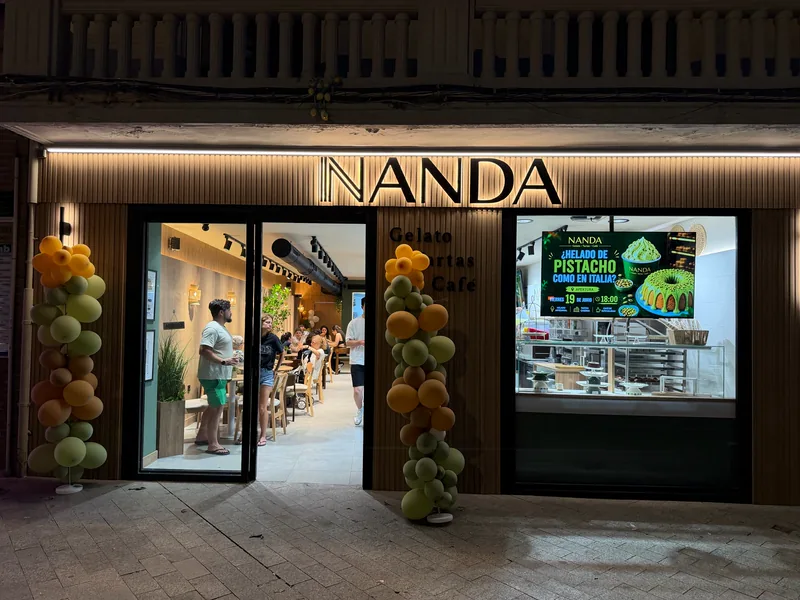 Fachada de NANDA Gelato en Plaza Santo Domingo, Murcia