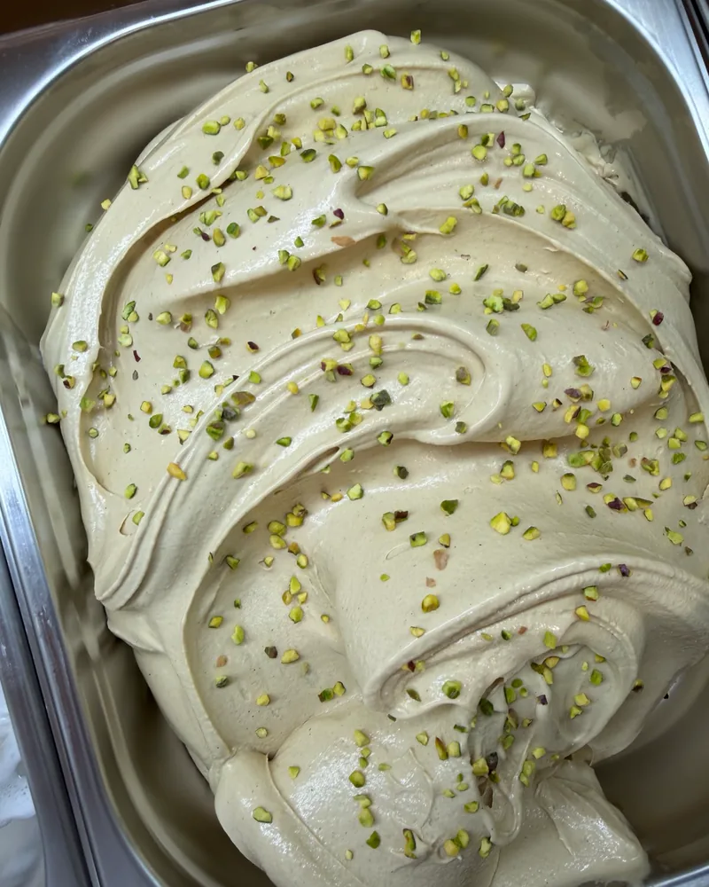 Textura cremosa del gelato de pistacho elaborado por NANDA